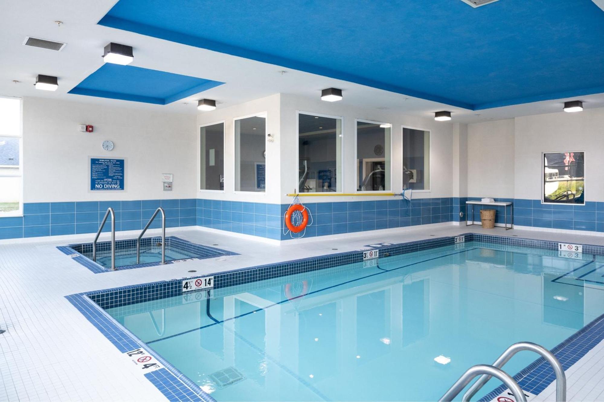 Four Points By Sheraton Edmonton International Airport Ниску Экстерьер фото