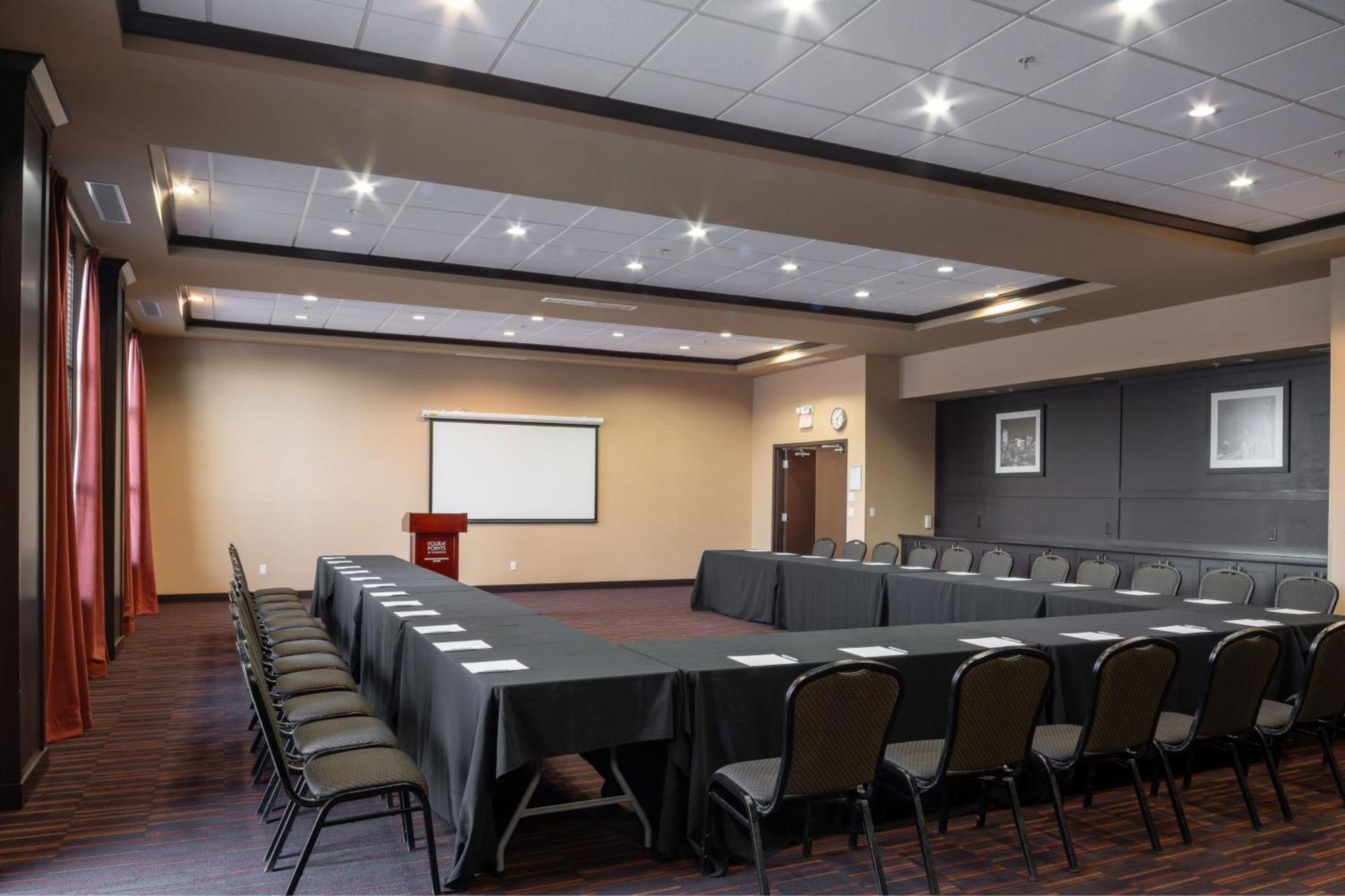 Four Points By Sheraton Edmonton International Airport Ниску Экстерьер фото
