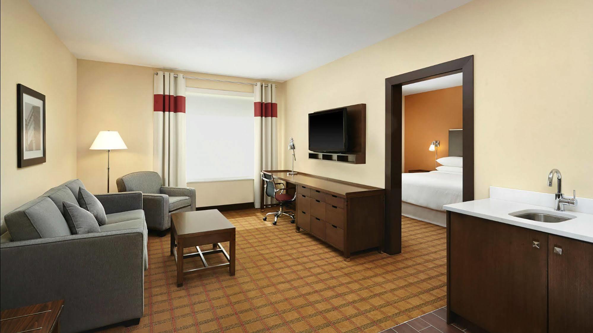 Four Points By Sheraton Edmonton International Airport Ниску Экстерьер фото